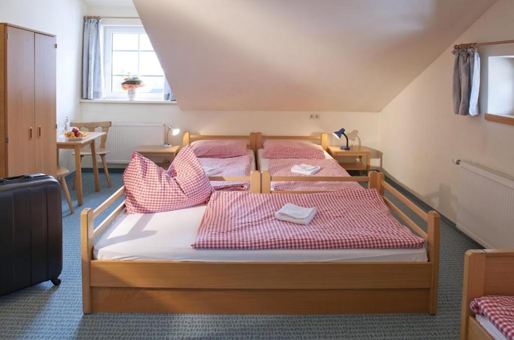 Luise Wehrenfennig & Haus Eva Hotel Bad Goisern Kamer foto