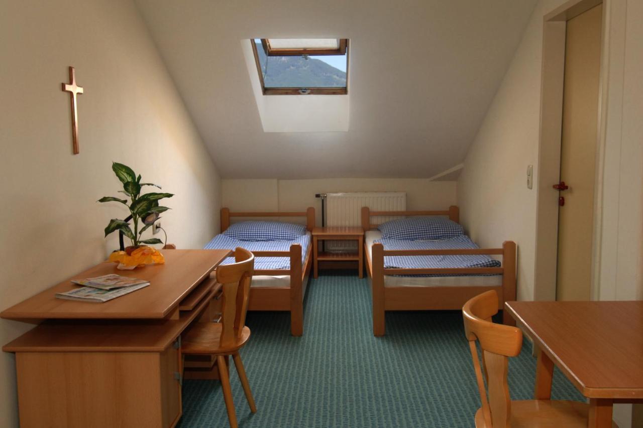 Luise Wehrenfennig & Haus Eva Hotel Bad Goisern Kamer foto
